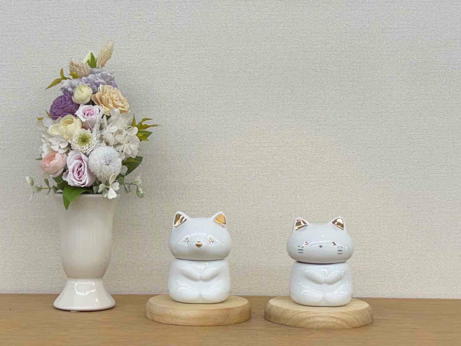 ペット骨壺　ワンちゃんネコちゃん
